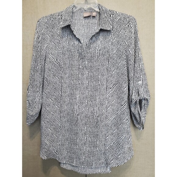 Chico's Tops - Chico's Wavy Lines Woven Roll-Tab Sleeve Popover Tunic Size 2 Large